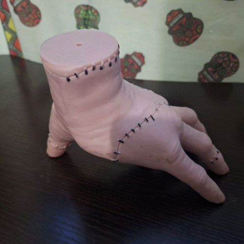Addams Family figure "The Thing" like new, human hand scale