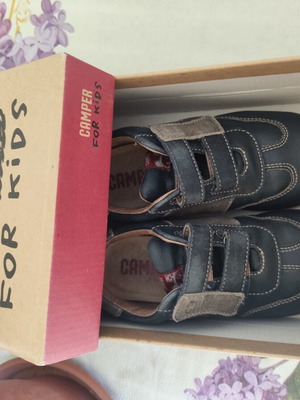 Camber kids shoes size 29 like new, blue and brown casual