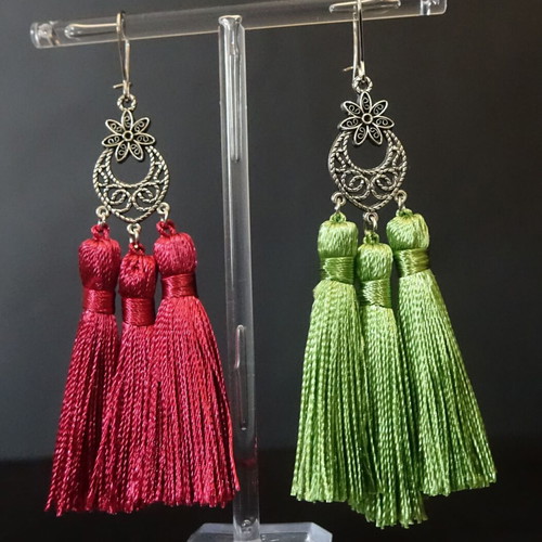 Tassel earrings new, multicolor and silver