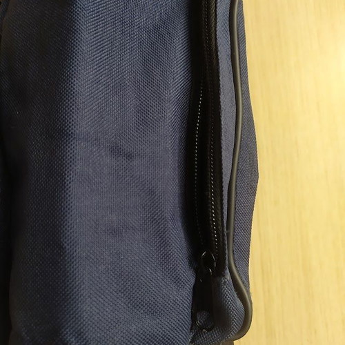 Insulated travel bag like new, blue, with external pockets