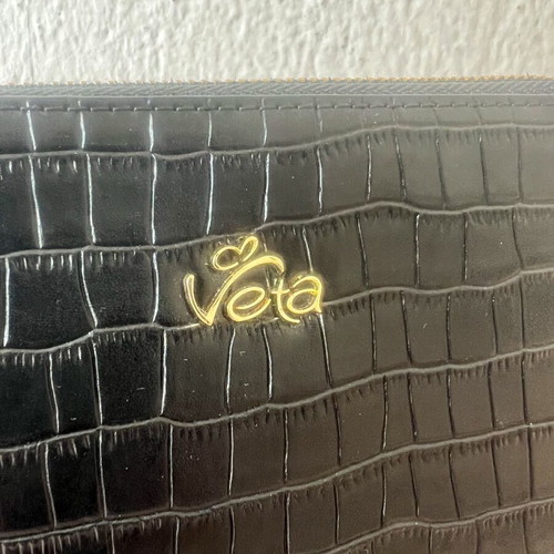 Veta bag black croco like new with adjustable strap