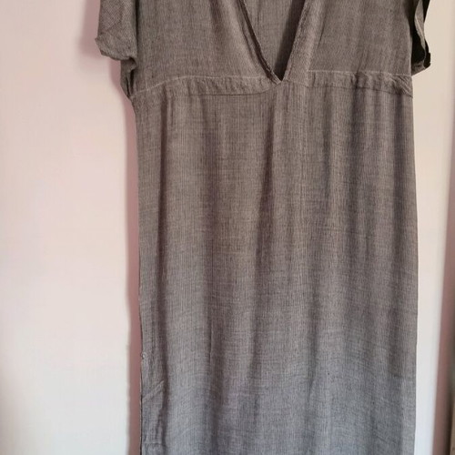 Disu caftan dress like new, small with thin stripe