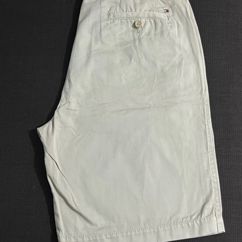 Tommy Hilfiger shorts Bermuda Size:34