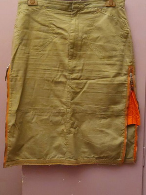 Women's skirt 100% cotton like new, size S