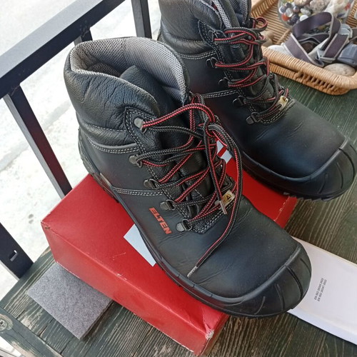 Elten professional work boots like new