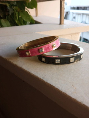 Bracelet set cuff y2k in pink and black like new