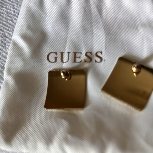 Square stud earrings, gold tone