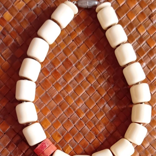 Ethnic statement necklace with natural bone and sponge coral