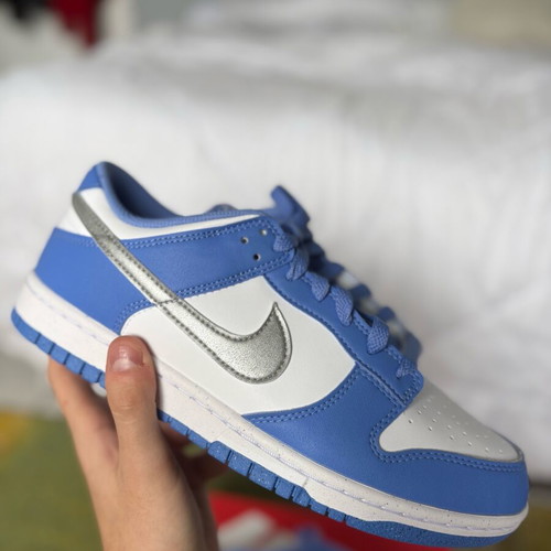 Nike Dunk Low sneakers, Royal Pulse, size EU 42 W