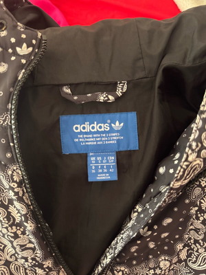 Adidas jacket in very good condition