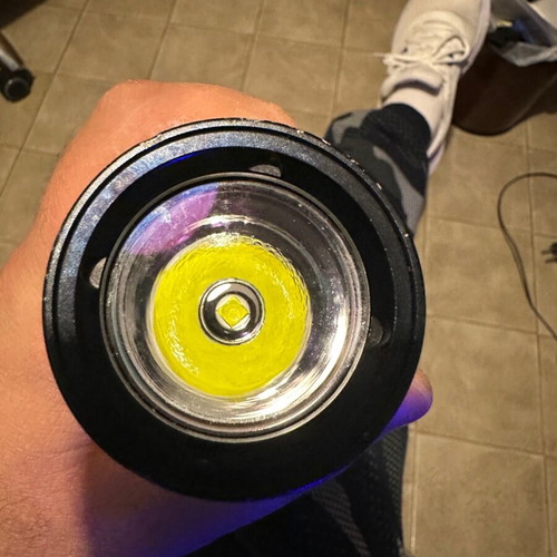 D26 Xtar 2500Lm diving flashlight used