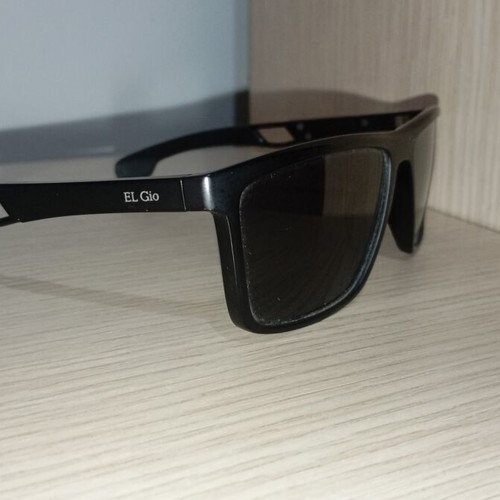 Men's sunglasses, black