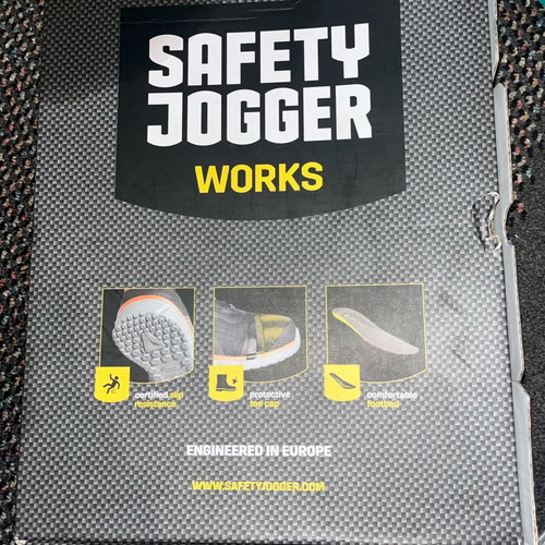 Safety Jogger low work shoes like new, size 44, black