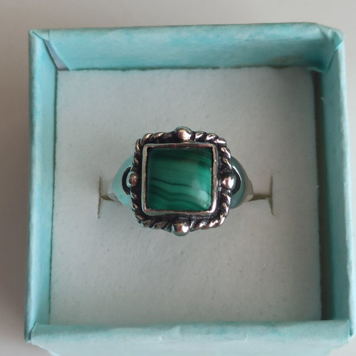 Silver 925 ring with malachite, handmade vintage, like new