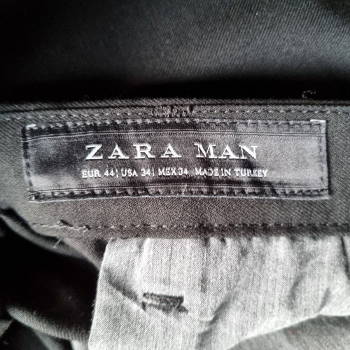 Zara black carrot fit viscose pants with key-ring, new, size 34