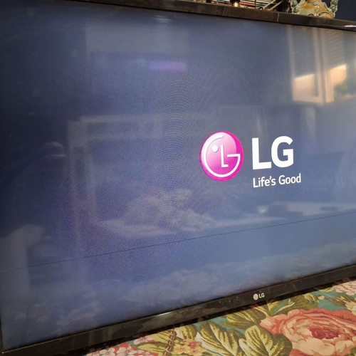 LG 32'' 32LK510BPLD TV used, HD Ready with HDMI and USB