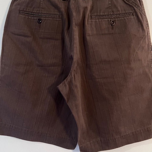 New Man bermuda shorts like new, brown, size L
