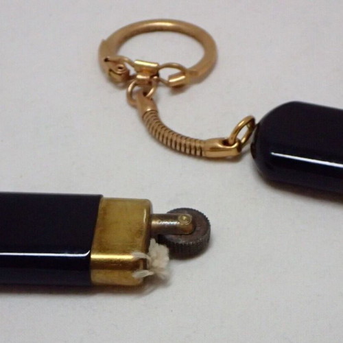 Trench flat petrol lighter keychain No 3 unused