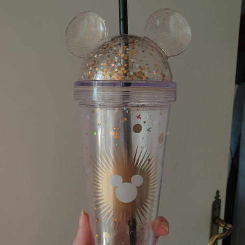 Mickey collectible water bottle like new, 500 ml, dishwasher safe