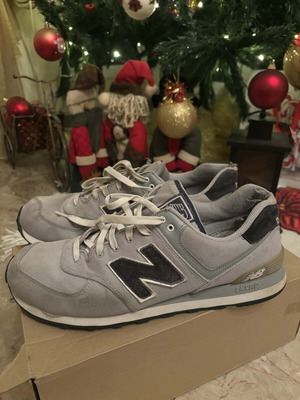 New Balance 574 used gray sneakers size 44.5 with wear inside