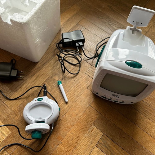 Avec baby monitor used with 4 channels