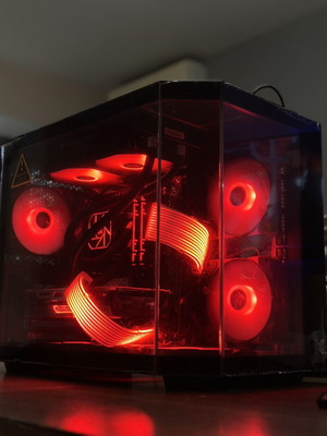 Gaming PC new with AMD Ryzen 7 3800X and Sapphire Nitro+ RX6600XT