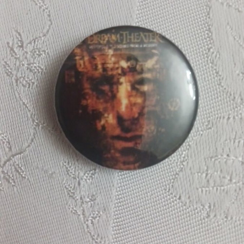 Badges new, 3.2 cm pins, large selection