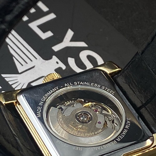 Elysee Medeia Automatic watch like new, women's, gold color