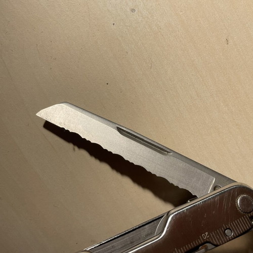 Leatherman Super Tool 300 used multitool