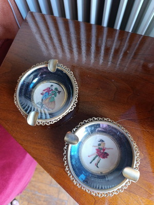 70s vintage ashtrays used with beautiful designs