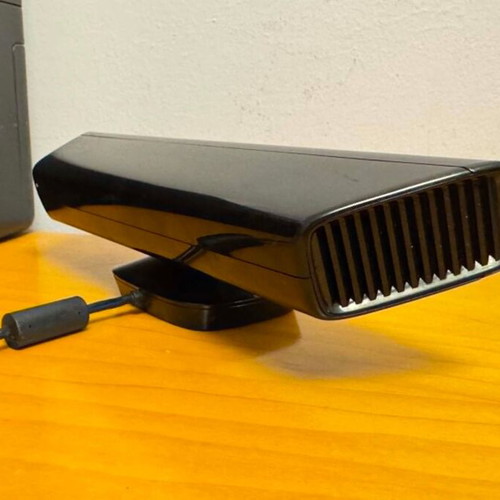 Xbox 360 Kinect Camera used, genuine accessory