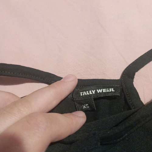 Μπλουζάκι Tally Weijl μεταχειρισμένο, μαύρο, κοντό, μέγεθος XS