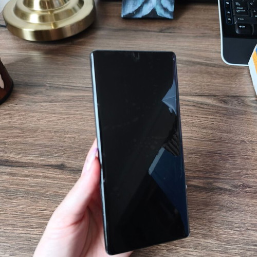 Google Pixel 6 Pro used with broken motherboard and cracked screen