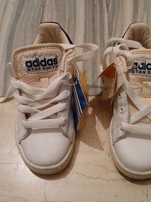 Adidas Stan Smith II J kids shoes new, size 28, white and blue