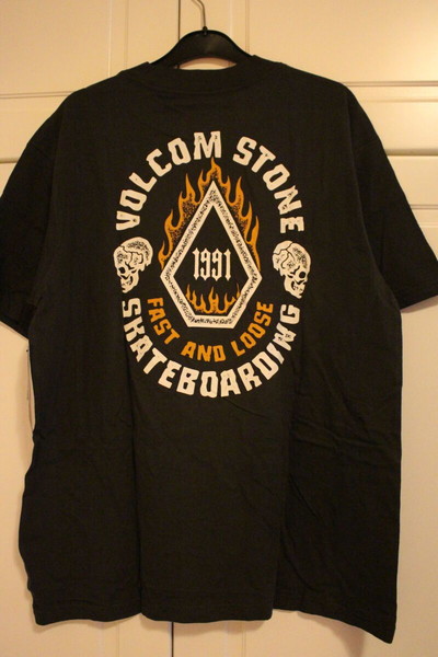  Volcom andriko t-shirt