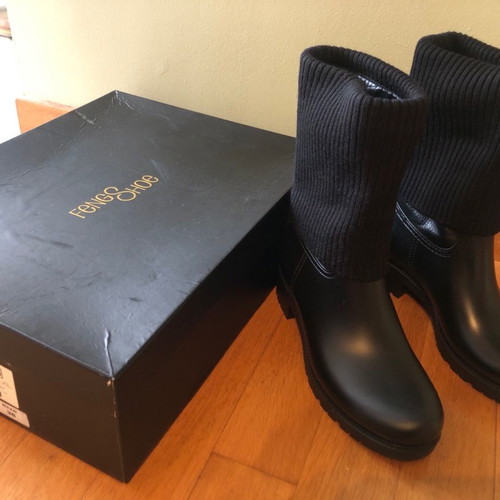 Feng Shoe black boots size 38 new