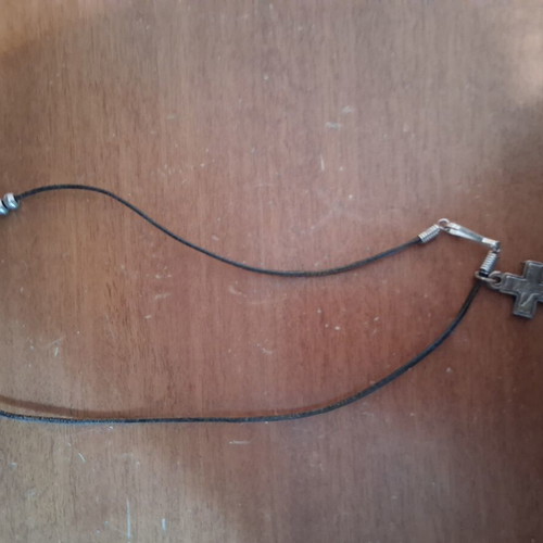 Crosses like new, pack of 14, with and without cord