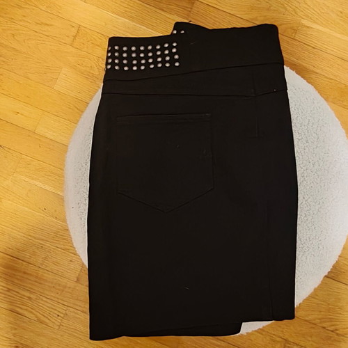 Mini black skirt Enzzo new, size M 38 10