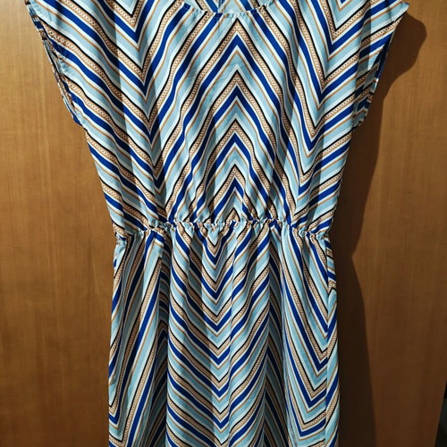 Printed dress like new, multicolor turquoise, size M
