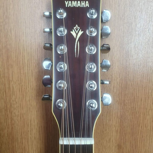 Yamaha DW8-12 2005 acoustic guitar used, natural finish