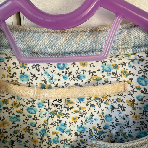 Stradivarius Jean Jacket Cropped like new, faded blue