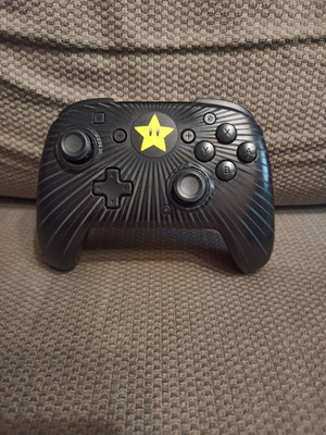 Faceoff Wired Pro Controller like new for Nintendo Switch with 2.4m cable