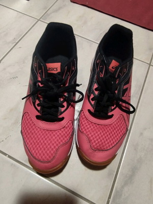 Asics Gel Upcourt athletic shoes like new, size 38, pink/black