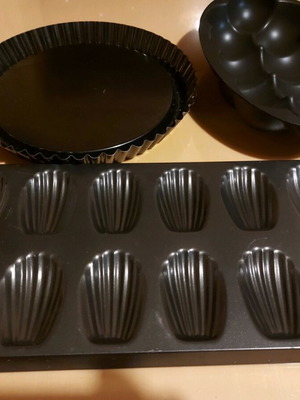 Bakeware for various sweets like new