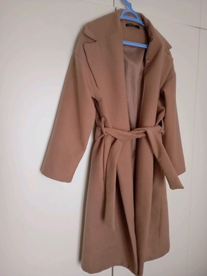 Twenty 29 coat medium size used, beige