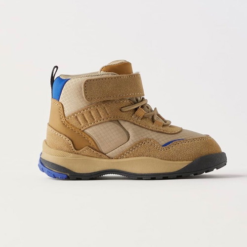 (22) Zara sneakers, canvas shoes, boots