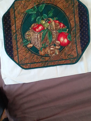 Fabric placemats like new, set of 5, 41×35 cm