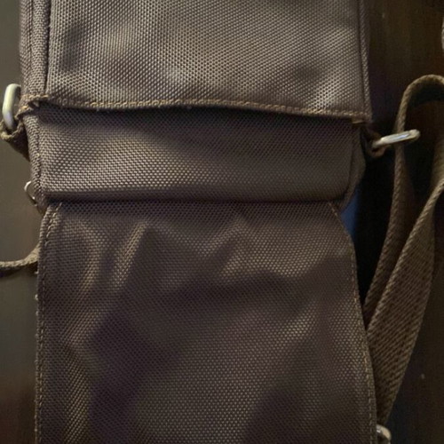 Sabrina leather crossbody bag like new, brown, 4 compartments