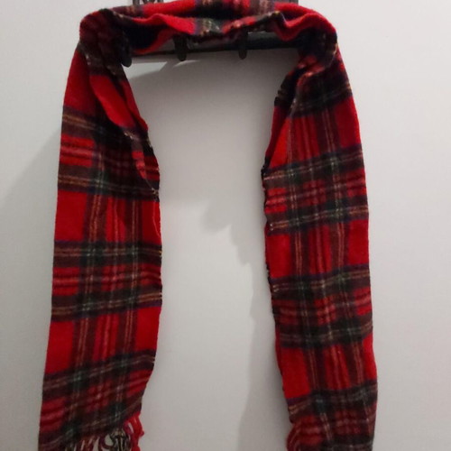 Warm scarf like new with checkered pattern, red
