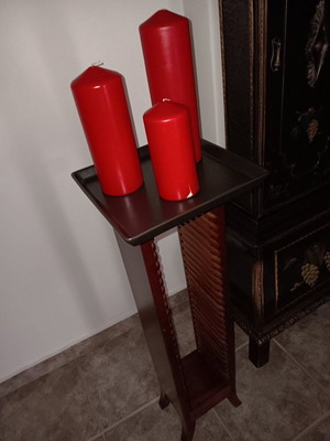 Candlestick with CD holder and 2 candles like new